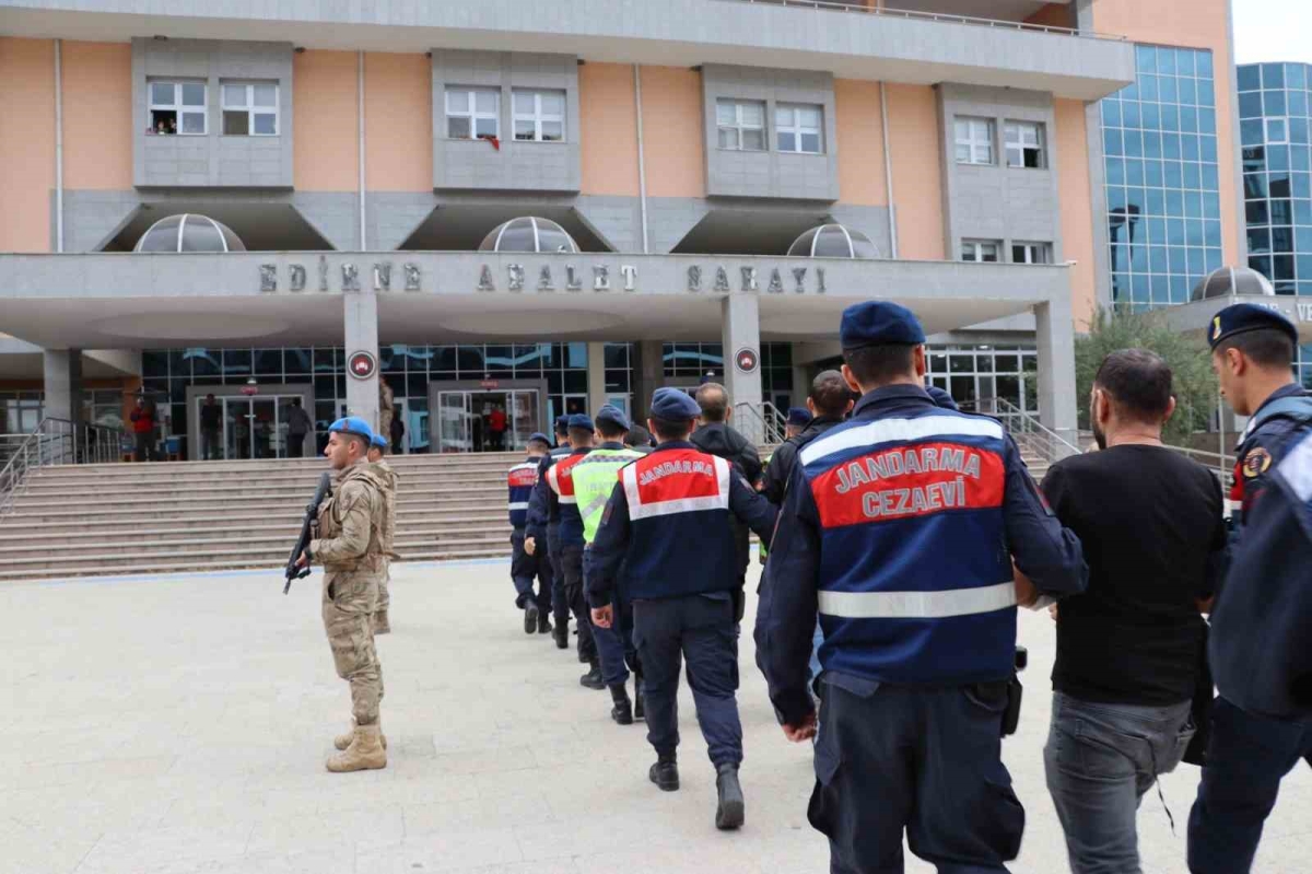 Edirne’de terör operasyonu: 13 gözaltı