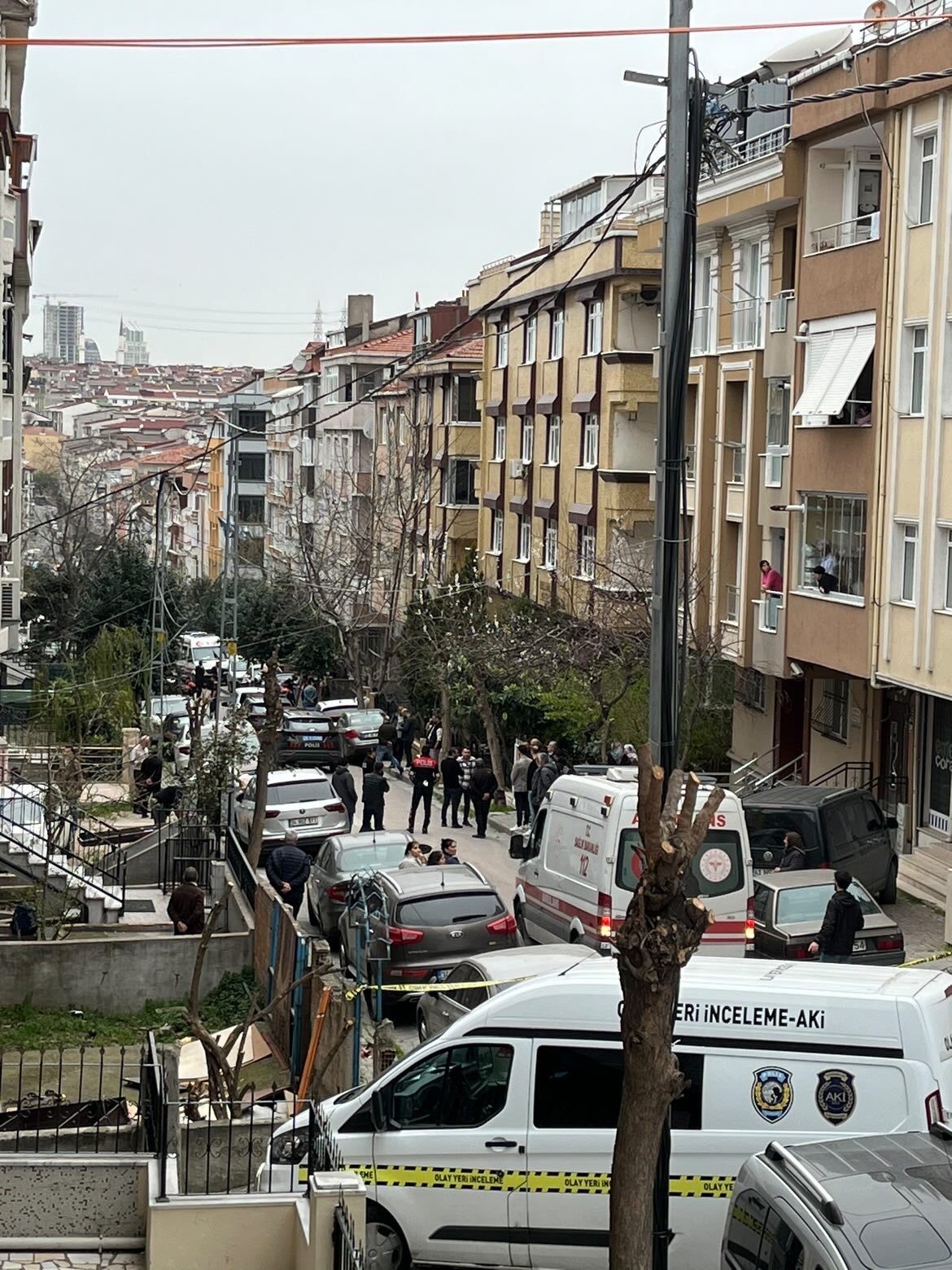 Avcılar’da koca dehşeti: Eşini silahla vurarak öldürdü