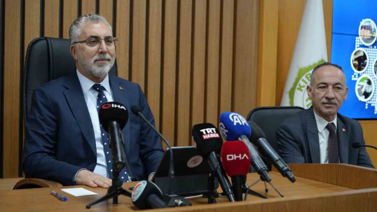 Çalışma ve Sosyal Güvenlik Bakanı Işıkhan: "31 Mart akşamı yeni bir döneme başlayacağız"