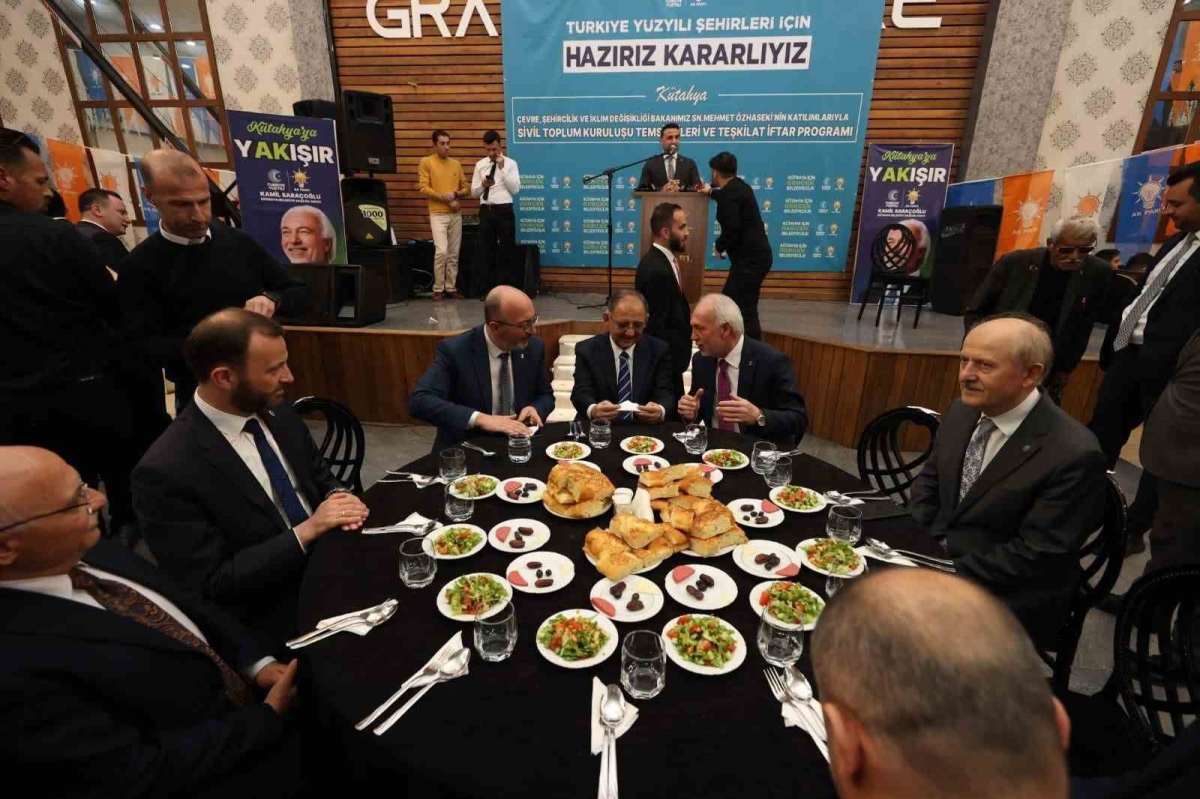 Bakan Özhaseki: "Yeni dönemde güçlü bir Kütahya’yı hep birlikte inşa edeceğiz"