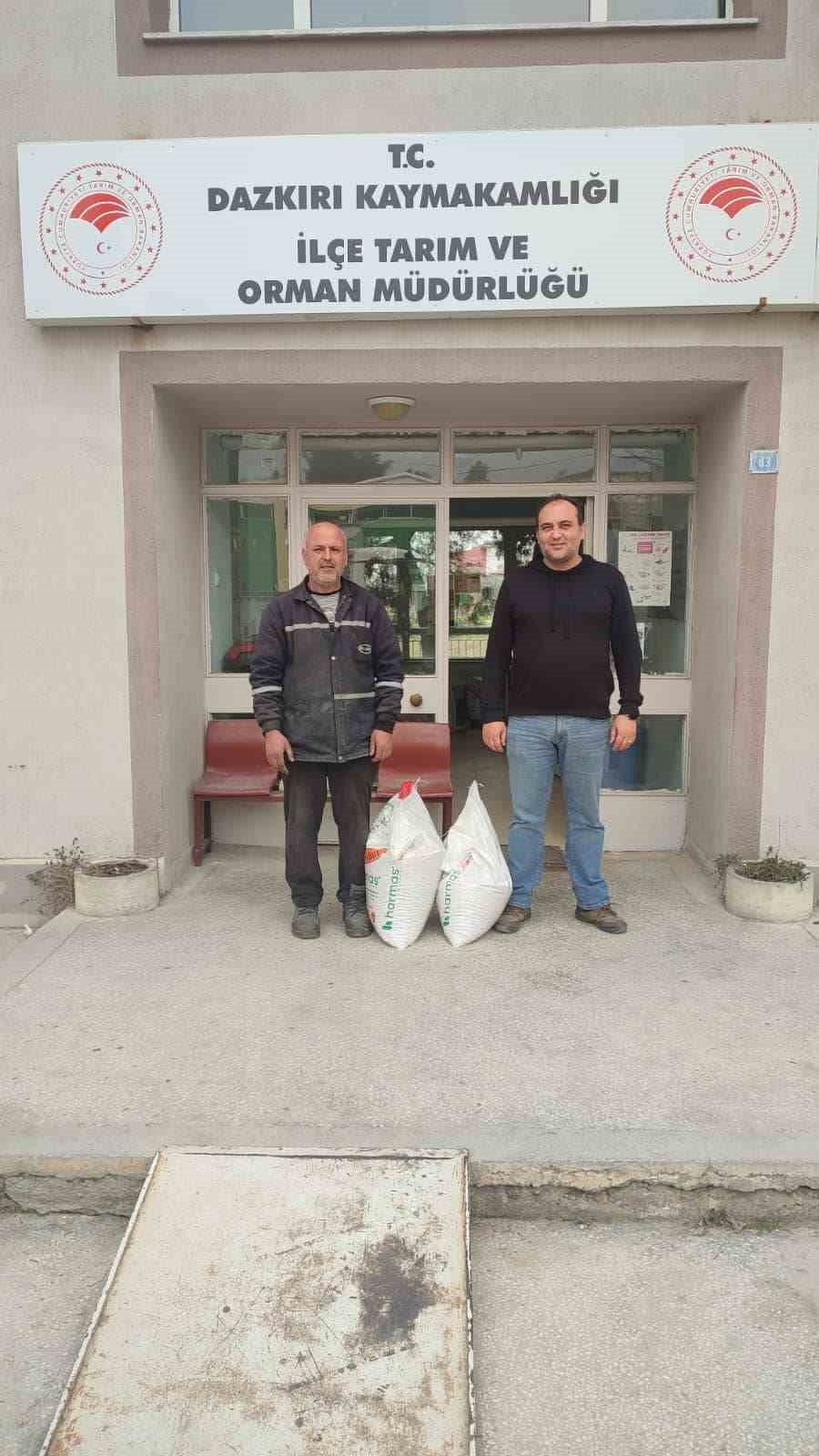 Çiftçilere yüzde 50 hibe destekli tohum dağıtımı yapıldı
