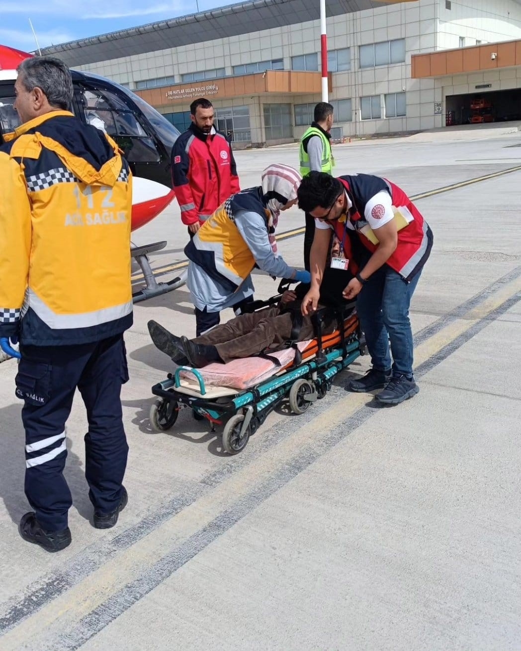 Apandisit hastası helikopterle Van’a sevk edildi