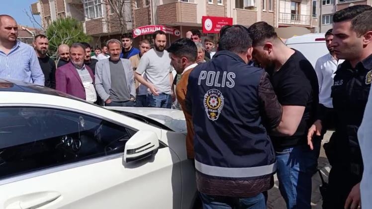Hasımlar aynı sandıkta karşılaştı, ortalık karıştı