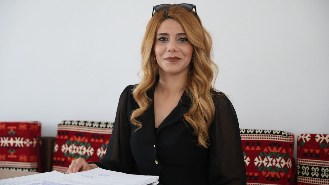 Kadın muhtarın önünde kimse duramıyor, rakibine fark attı
