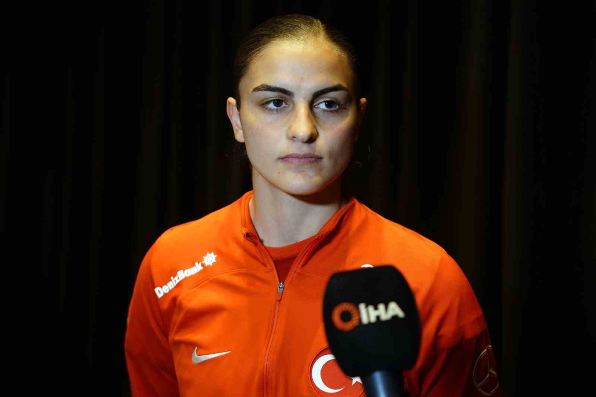 Narin Yakut: "Milli takımda neyimiz var, yok her türlü veriyoruz"