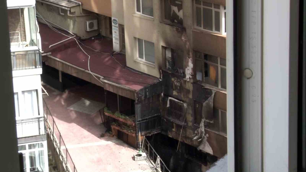 İstanbul Valisi Gül: "8 ölü, 15 yaralı"