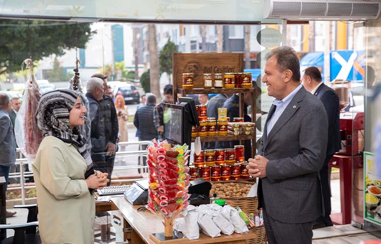 Başkan Seçer’in esnaf ziyaretleri sürüyor