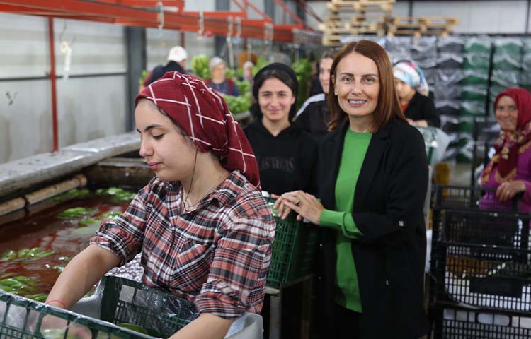 Yörük kızı Söylemez Bozyazı'ya çıkarma yaptı