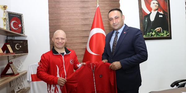 Başkan Yılmaz: “Engelleri sevgiyle aşıyoruz”