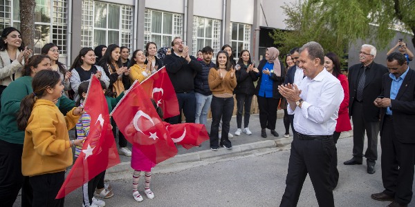 Başkan Seçer’den Gülnar ve Aydıncık ilçelerine çıkarma