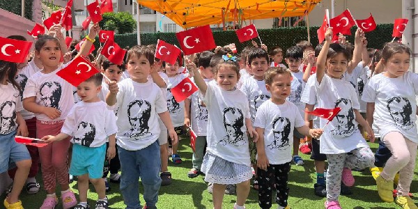 Büyükşehir’in minikleri bayram coşkusunu yaşadı