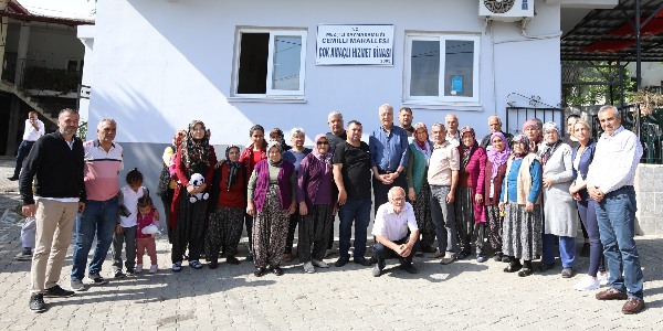 Başkan Tarhan 1 günde 5 mahalleyi gezdi