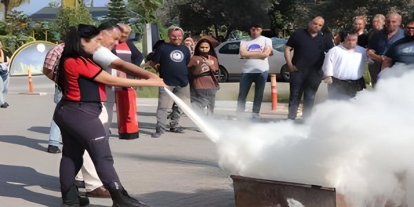 Mersin’de yangın tahliye ve söndürme tatbikatı 