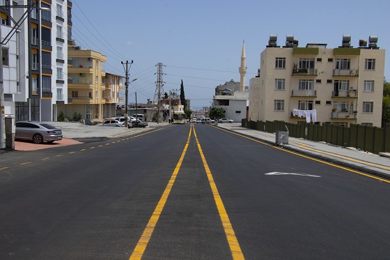 Büyükşehir, Gözne Caddesi’ndeki 3 Kilometrelik Yolu Yeniledi