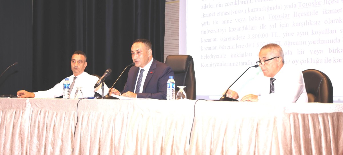 ÜNİVERSİTE ÖĞRENCİLERİNE REKOR EĞİTİM YARDIMI