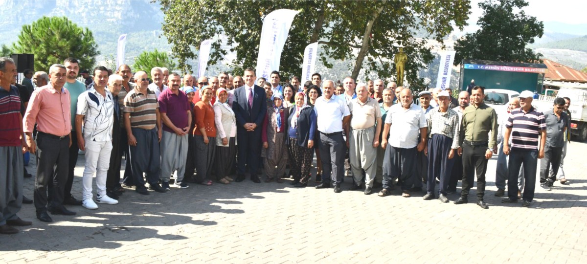 YENİŞEHİR BELEDİYESİNDEN ÜRETİCİLERE ORGANİK SOLUCAN GÜBRESİ