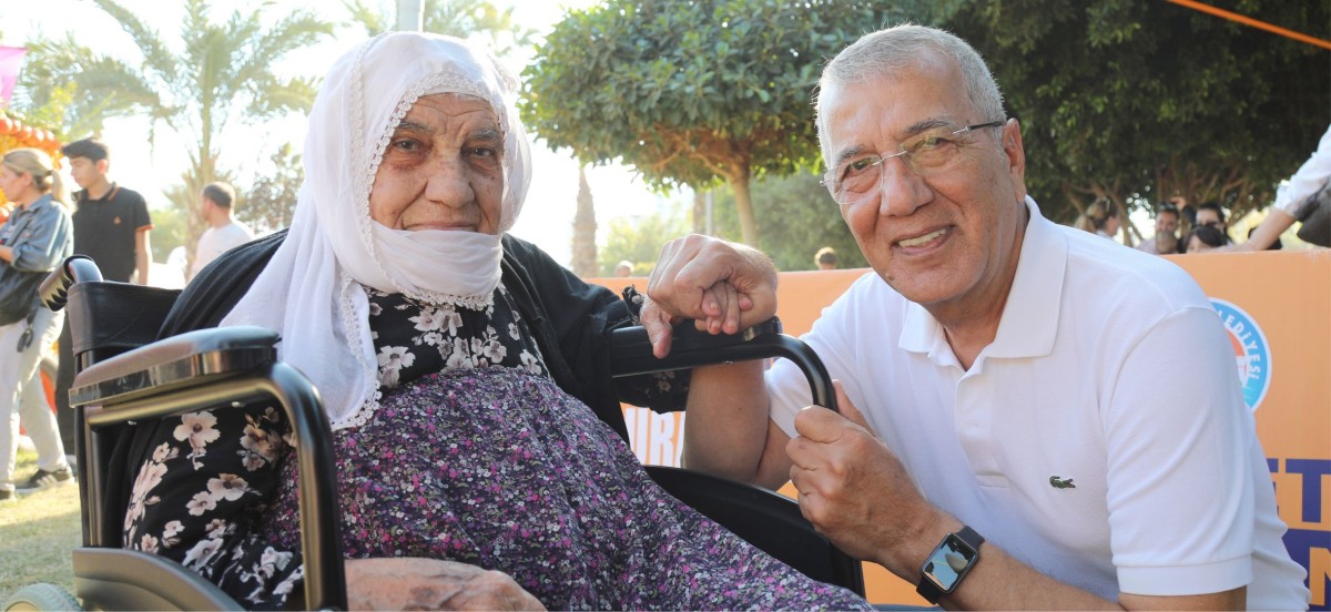 BAŞKAN TARHAN’DAN CUMHURİYET’İN 100. YILINDA EMEKLİLERE MÜJDE
