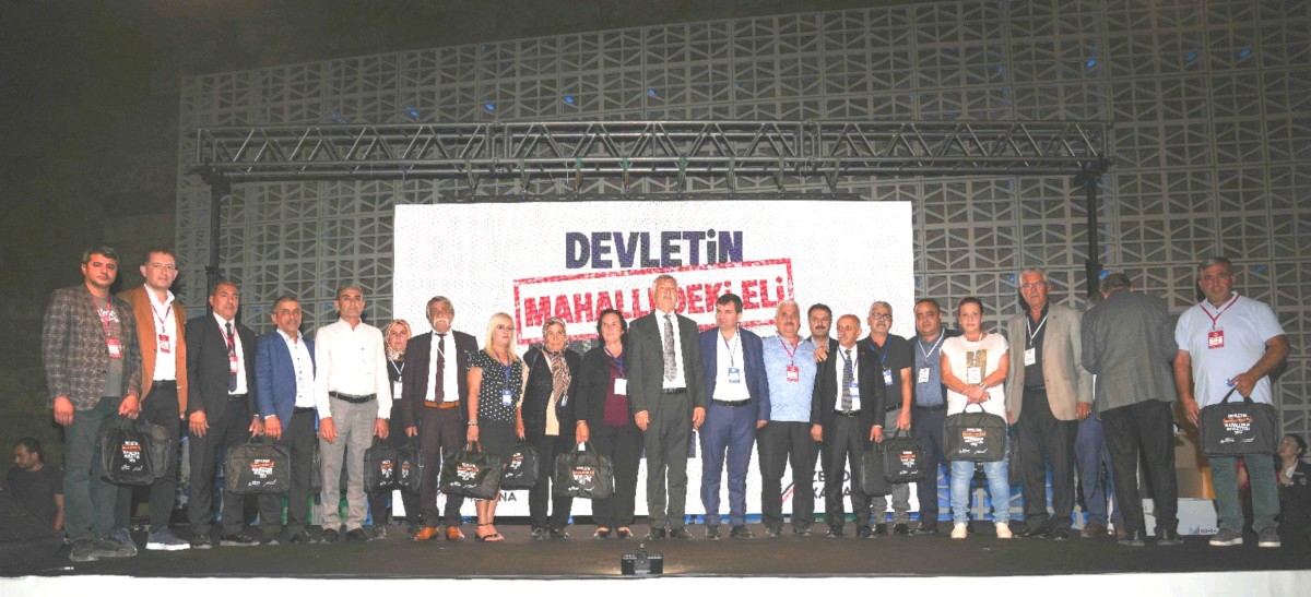 ADANA’DA GÖREV YAPAN 830 MUHTARA BİLGİSAYAR VERİLDİ