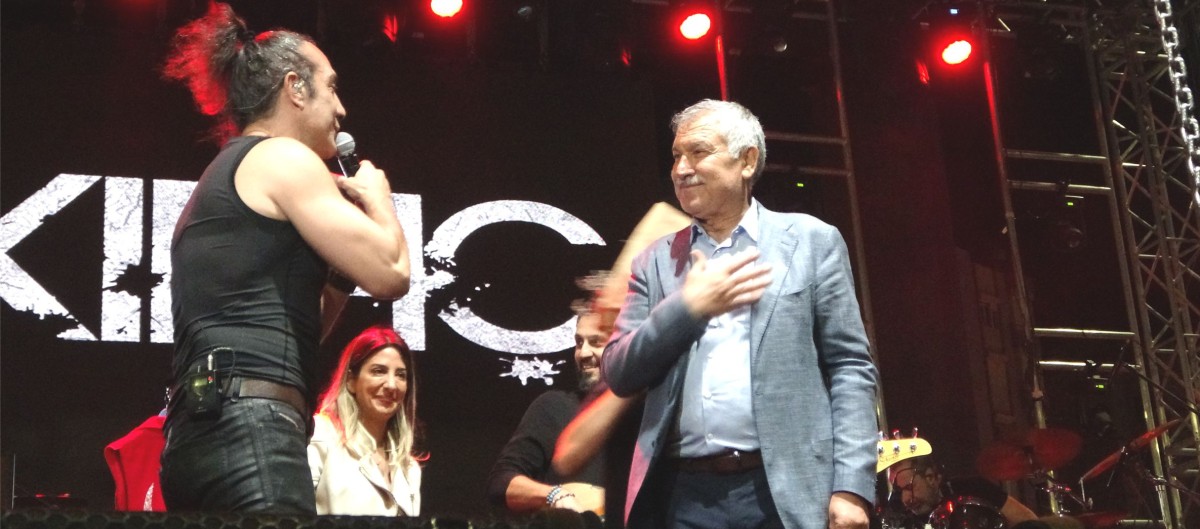 KIRAÇ KOZAN’DA SAHNE ALDI