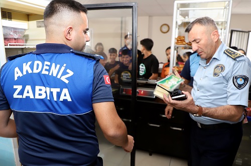 Akdeniz'de Okul Kantinleri Denetlendi