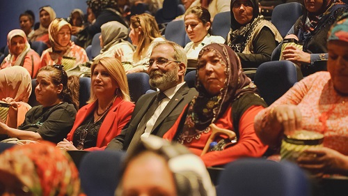 Başkan Bozdoğan 'Zübeyde, anlar ve oğullar' Filmini Kadınlarla Birlikte İzledi