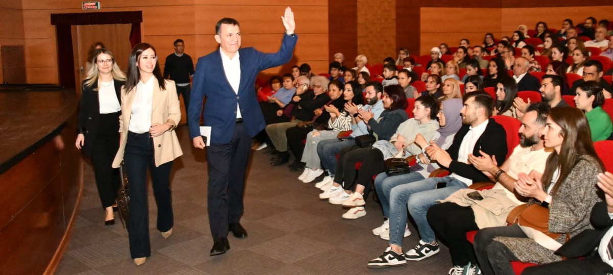 YENİŞEHİR BELEDİYESİ 9 GÜN SÜREN TİYATRO FESTİVALİYLE 13 BİN SANATSEVERİ AĞIRLADI