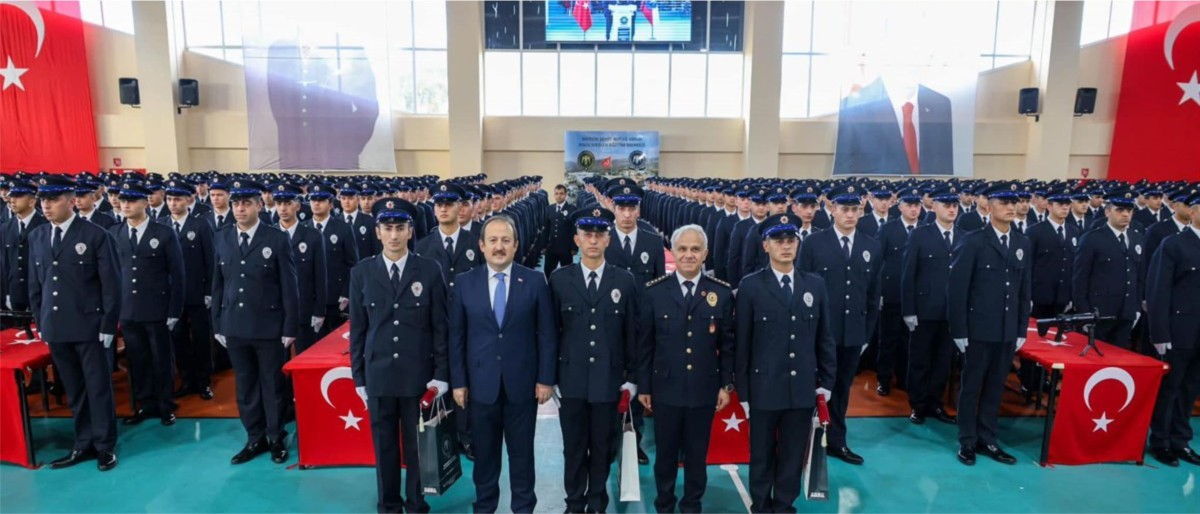 MERSİN'DE 446 POLİS ADAYI MEZUN OLDU