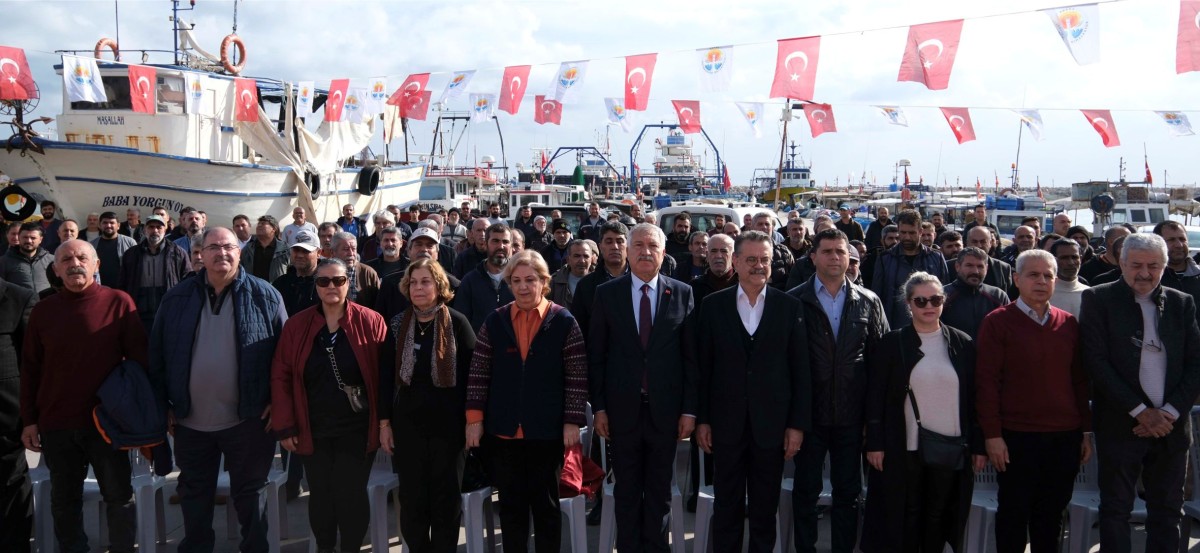 BALIKÇILARA İP AĞ VE FANYA TAKIMI DAĞITILDI