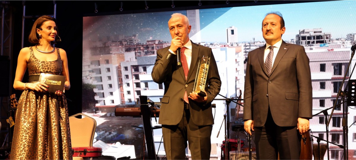 BAŞKAN GÜLTAK’A “YILIN HİZMET PROJESİ ÖDÜLÜ”