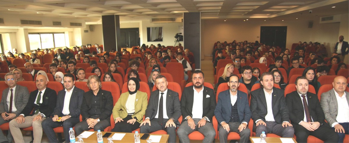FİKİR OTOBÜSÜ, 2023-2024 DÖNEMİ İÇİN YOLA ÇIKTI