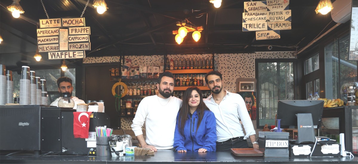 KARDEŞLERİN KAFE AÇMA HAYALİNİ DEPREM BİLE YOK EDEMEDİ