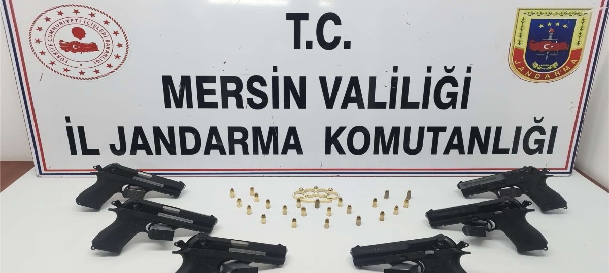 JANDARMADAN SİLAH KAÇAKÇIĞI OPERASYONU