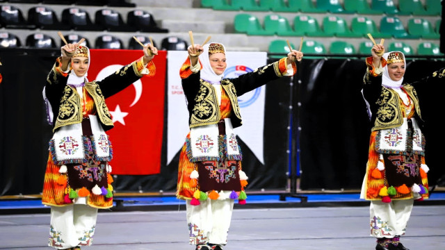 Anadolu’nun renkleri Denizli’de buluştu