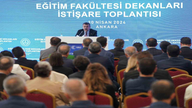 Bakan Tekin, Eğitim Fakültesi Dekanları İstişare Toplantısı’na katıldı