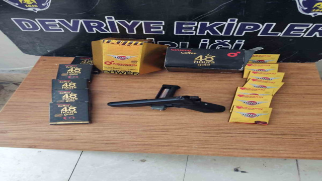 Beylikdüzü’nde polisten kaçan motosikletliler kask kamerasında