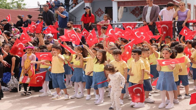 Çayırova’da 23 Nisan coşkusu yaşandı