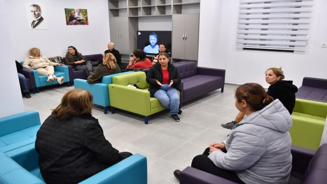 'Hanım Evi', kadınların sosyalleştiği merkez haline geldi