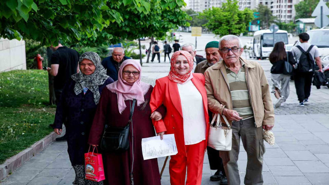 Huzurevi sakinleri sinema keyfi yaşadı