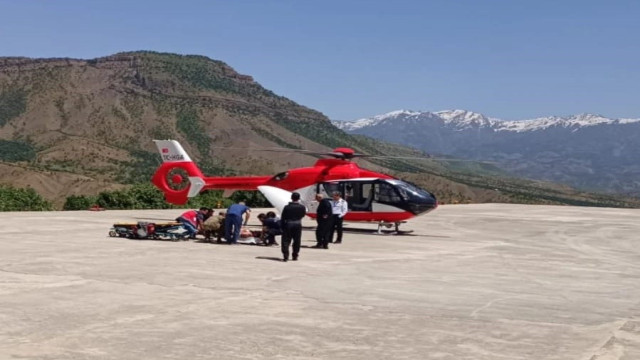 Kalp krizi geçiren hastanın imdadına ambulans helikopter yetişti