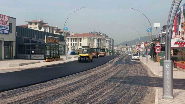 Körfez Mevlana Caddesi’nde üstyapı tamamlandı