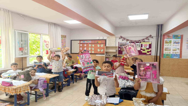 ”Seni Unutmadık Kardeşim” projesiyle Ağrı’dan Hatay’a umut ışığı ulaştı