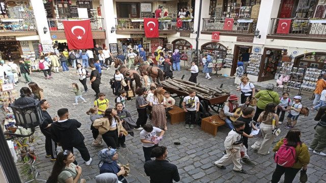 SUBÜ personelleri Eskişehir’i gezdi