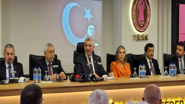 Ticaret Bakanı Bolat: “Fahiş fiyata neden olanlara ve fırsatçılara taviz vermeyeceğiz”