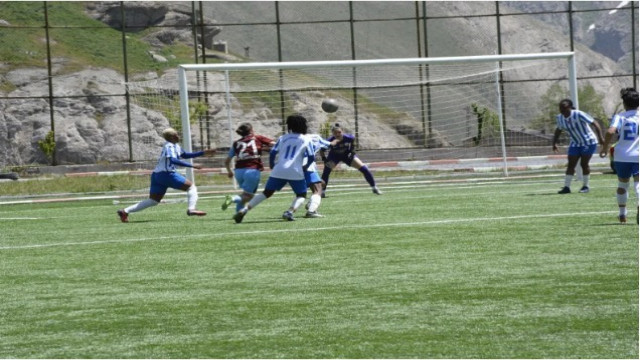 Turkcell Kadın Futbol Süper Ligi: Hakkarigücü: 6 - Trabzonspor: 2