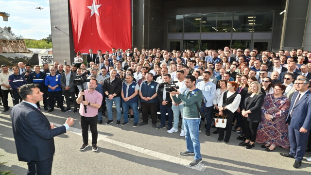 Başkan Zeyrek’ten personele tavan ücret müjdesi