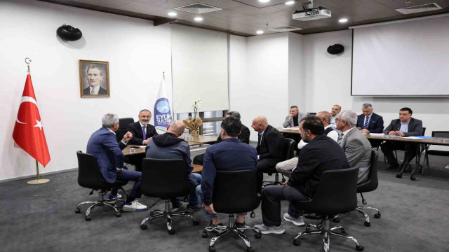 Eyüpsultan Belediye Başkanı Özmen Halk Gününde vatandaşlarla buluşuyor