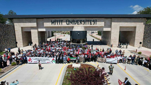 Hitit Üniversitesi öğrencileri Filistin için yürüdü