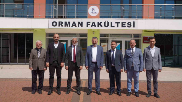 KBÜ Rektörü Prof. Dr. Fatih Kırışık Orman Fakültesini ziyaret etti