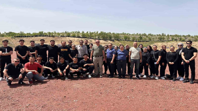 KMÜ’de güvenlik ve koruma programı öğrencilerine silah ve atış eğitimi verildi