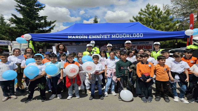 Mardin’de trafik standı kuruldu